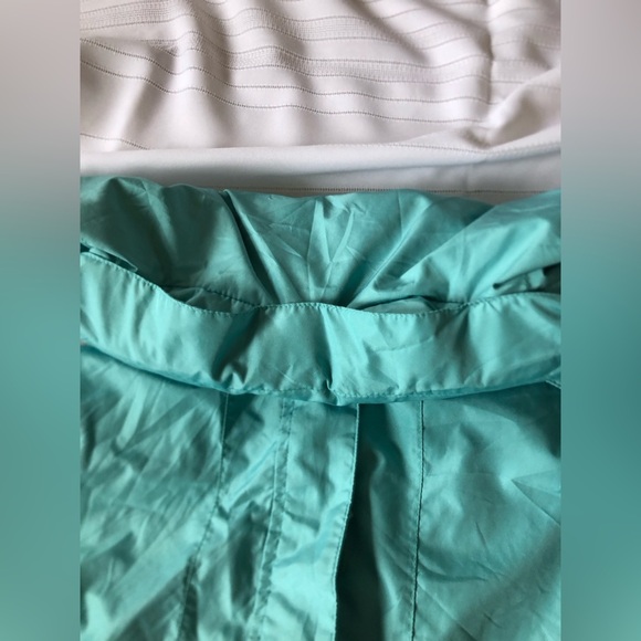 Wind River Aqua Hooded Rain Jacket - Picture 14 of 16